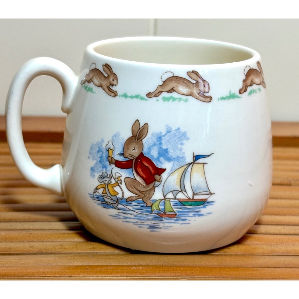 Royal Doulton Bunnykins Mug English Fine Bone China Beach Scene Rabbit Cup